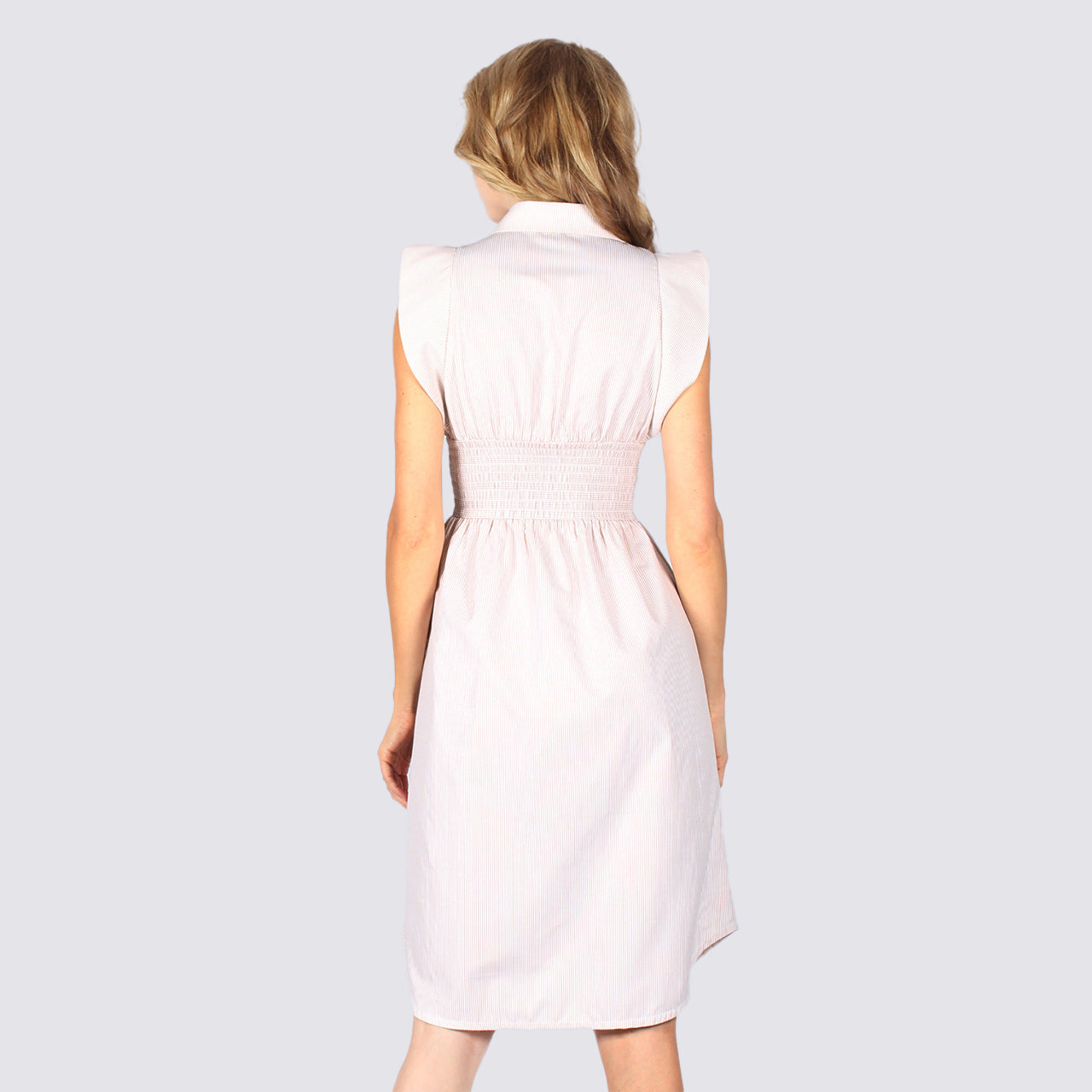 هافن أفينيو - فستان أبيض متوسط الطول